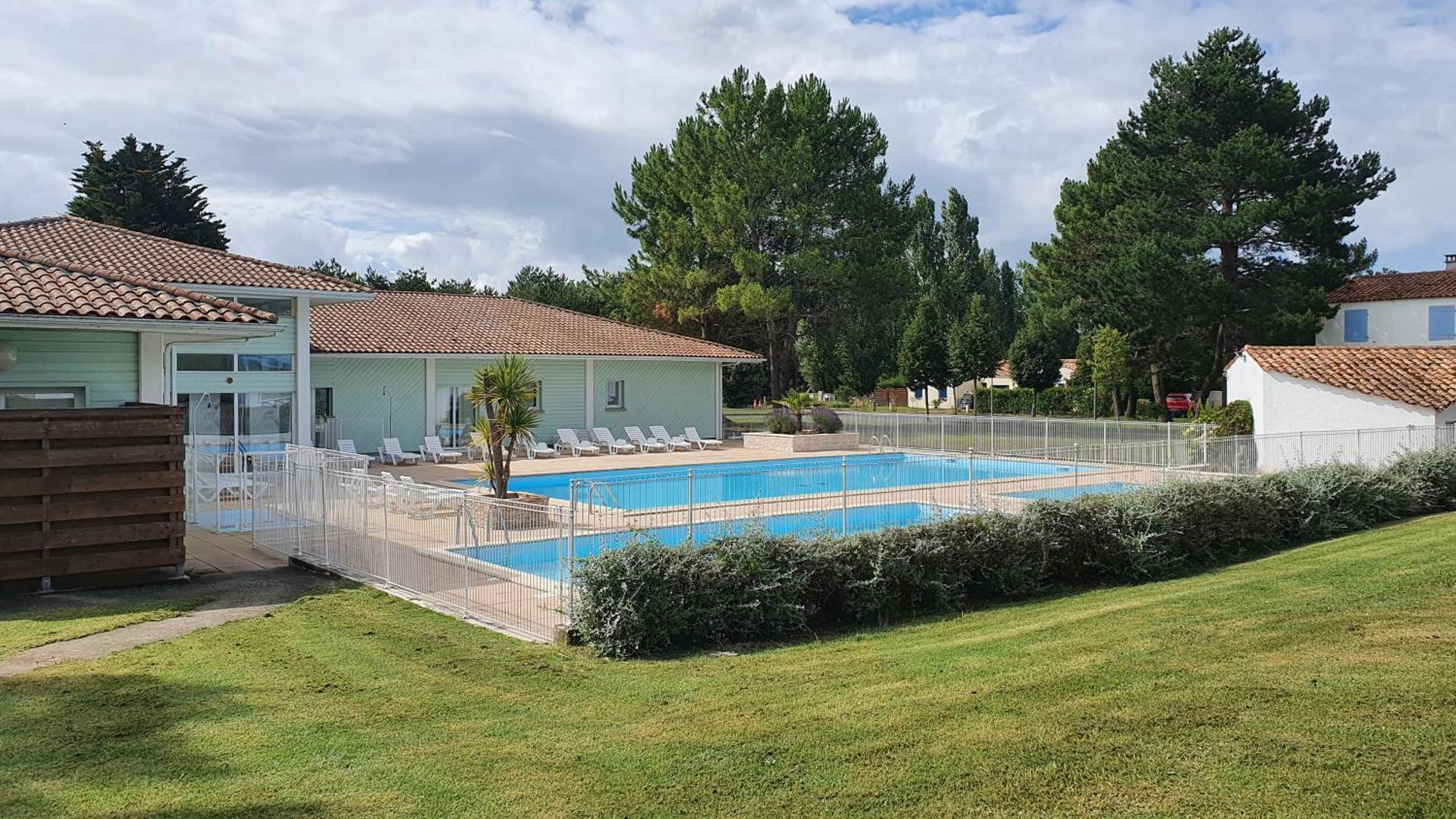 Charmante Petite Maison Pour 4 Personnes Cdc Fr90C10G Dolus d'Oléron Buitenkant foto